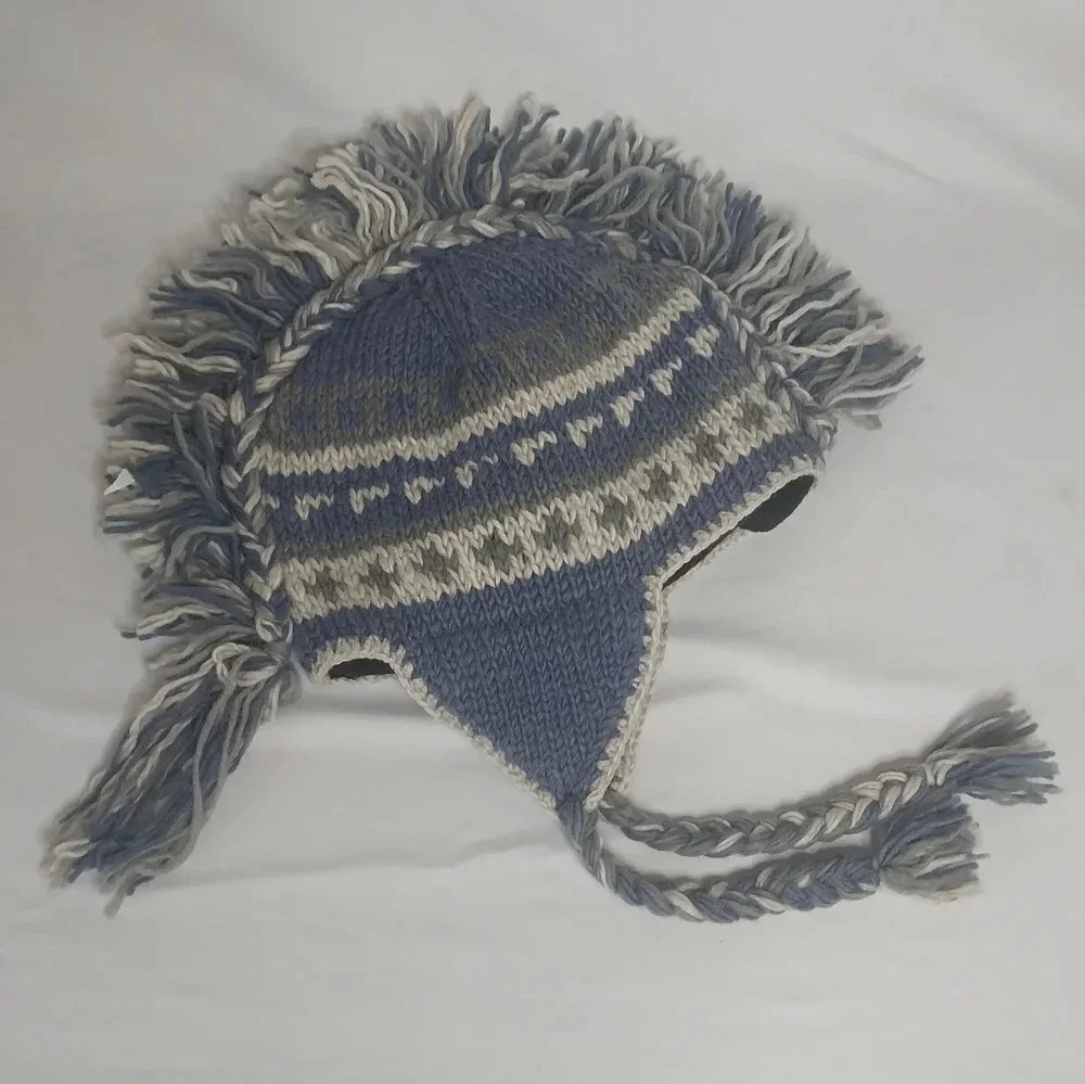 Handmade Wool Mohawk Hat, Made in Nepal - Picture 3 of 3